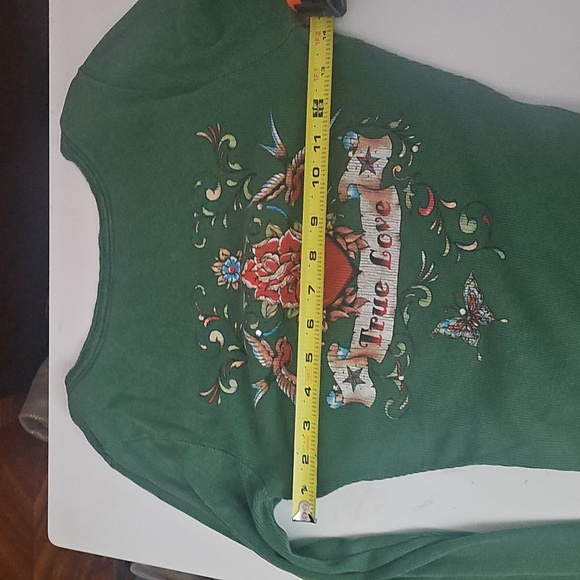 2 Women's Long Sleeve Tops...Black And Green - Picture 10 of 10